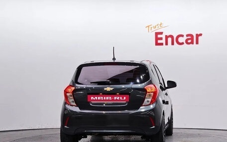Chevrolet Spark IV, 2016 год, 950 000 рублей, 4 фотография