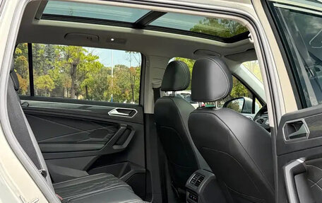 Volkswagen Tiguan II, 2023 год, 3 900 480 рублей, 11 фотография