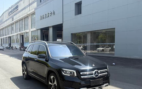 Mercedes-Benz GLB, 2022 год, 1 972 000 рублей, 3 фотография