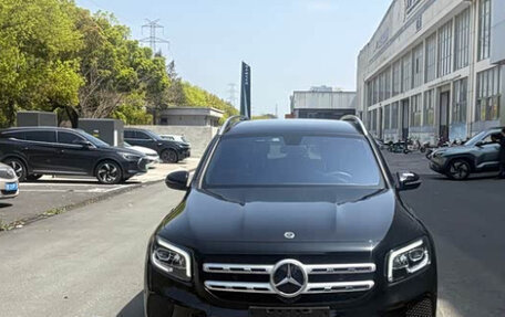 Mercedes-Benz GLB, 2022 год, 1 972 000 рублей, 2 фотография