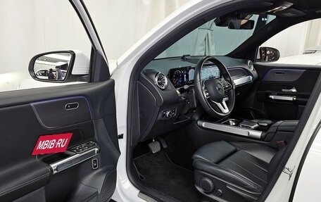 Mercedes-Benz GLB, 2022 год, 2 900 000 рублей, 8 фотография