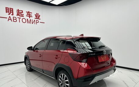 Toyota Yaris XP150 рестайлинг, 2022 год, 1 280 000 рублей, 5 фотография