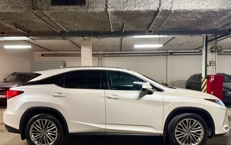 Lexus RX IV рестайлинг, 2022 год, 7 500 000 рублей, 6 фотография