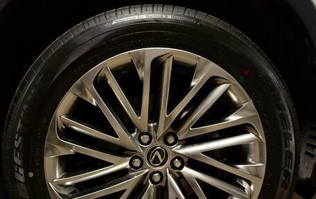 Lexus RX IV рестайлинг, 2022 год, 7 500 000 рублей, 7 фотография
