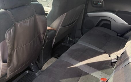 Mitsubishi Outlander III рестайлинг 3, 2008 год, 1 170 000 рублей, 7 фотография
