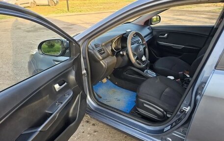 KIA Rio III рестайлинг, 2013 год, 900 000 рублей, 9 фотография