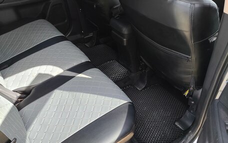 Mitsubishi Outlander III рестайлинг 3, 2015 год, 1 800 000 рублей, 20 фотография