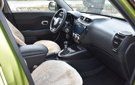 KIA Soul II рестайлинг, 2015 год, 1 250 000 рублей, 13 фотография