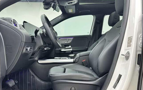 Mercedes-Benz GLA, 2022 год, 2 151 000 рублей, 12 фотография