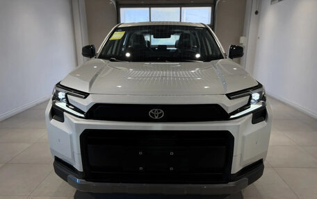Toyota RAV4, 2025 год, 4 450 000 рублей, 2 фотография