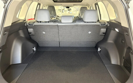Toyota RAV4, 2025 год, 4 450 000 рублей, 21 фотография