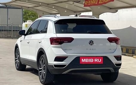 Volkswagen T-Roc I, 2023 год, 1 420 000 рублей, 4 фотография