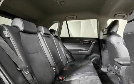 Toyota RAV4, 2021 год, 3 420 000 рублей, 16 фотография