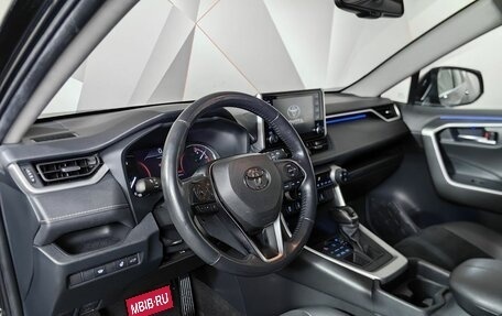 Toyota RAV4, 2021 год, 3 420 000 рублей, 18 фотография