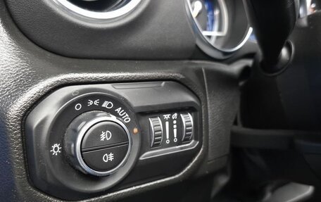 Jeep Wrangler, 2022 год, 5 147 000 рублей, 14 фотография