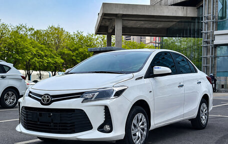 Toyota Vios III, 2023 год, 1 200 000 рублей, 2 фотография