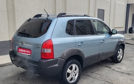 Hyundai Tucson III, 2007 год, 935 000 рублей, 1 фотография