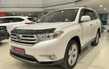 Toyota Highlander III, 2011 год, 1 850 000 рублей, 1 фотография