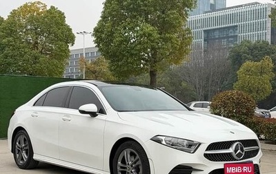 Mercedes-Benz A-Класс, 2022 год, 1 650 000 рублей, 1 фотография