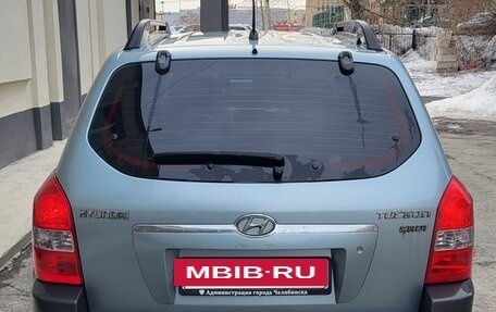 Hyundai Tucson III, 2007 год, 935 000 рублей, 2 фотография