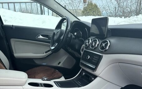 Mercedes-Benz GLA, 2018 год, 2 950 000 рублей, 3 фотография