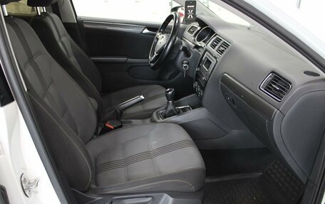 Volkswagen Jetta VI, 2017 год, 1 357 000 рублей, 11 фотография