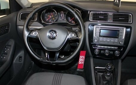 Volkswagen Jetta VI, 2017 год, 1 357 000 рублей, 15 фотография