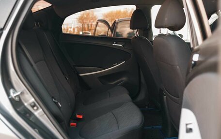 Hyundai Solaris II рестайлинг, 2011 год, 720 000 рублей, 18 фотография