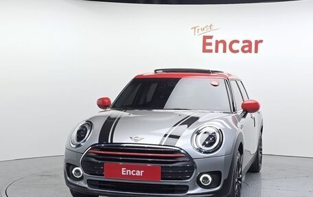 MINI Clubman, 2023 год, 2 190 000 рублей, 3 фотография