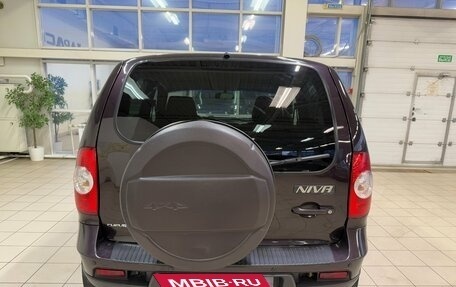 Chevrolet Niva I рестайлинг, 2017 год, 790 000 рублей, 4 фотография
