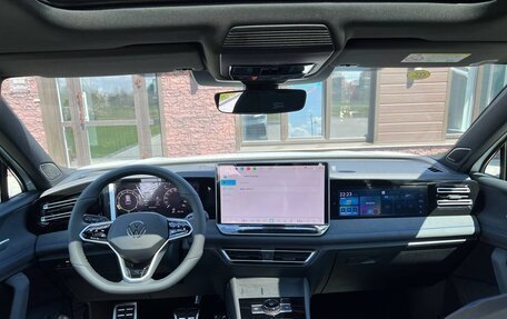 Volkswagen Tiguan, 2026 год, 4 800 000 рублей, 2 фотография