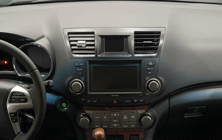 Toyota Highlander III, 2011 год, 1 850 000 рублей, 15 фотография