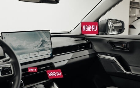 Toyota RAV4, 2026 год, 4 600 000 рублей, 27 фотография