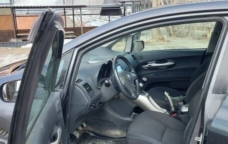Toyota Auris II, 2007 год, 700 000 рублей, 9 фотография