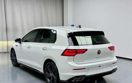 Volkswagen Golf VIII, 2021 год, 2 220 000 рублей, 5 фотография