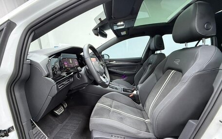 Volkswagen Golf VIII, 2021 год, 2 220 000 рублей, 15 фотография
