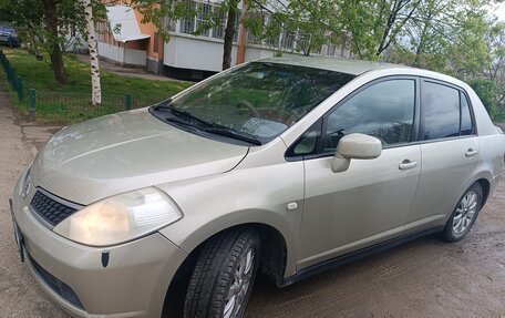 Nissan Tiida, 2005 год, 390 000 рублей, 2 фотография
