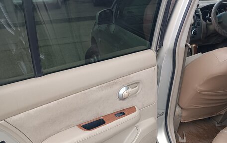 Nissan Tiida, 2005 год, 390 000 рублей, 13 фотография