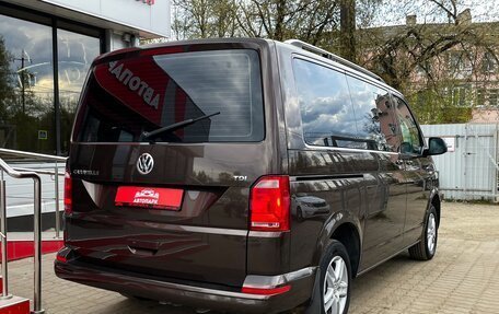 Volkswagen Caravelle T6 рестайлинг, 2015 год, 2 979 000 рублей, 3 фотография