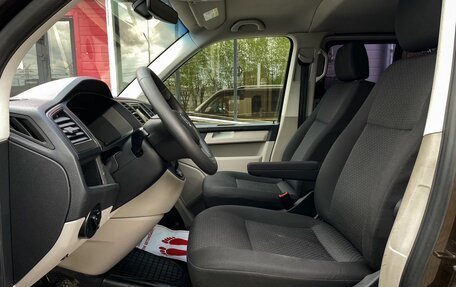 Volkswagen Caravelle T6 рестайлинг, 2015 год, 2 979 000 рублей, 9 фотография