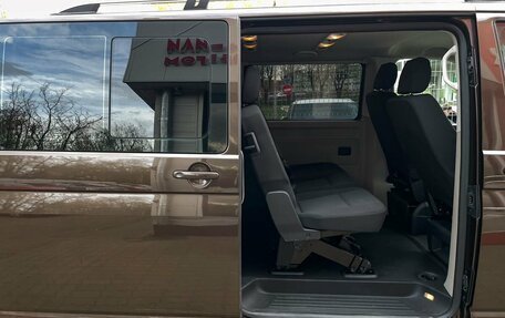 Volkswagen Caravelle T6 рестайлинг, 2015 год, 2 979 000 рублей, 12 фотография