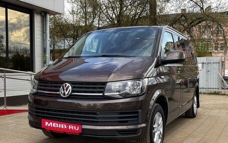 Volkswagen Caravelle T6 рестайлинг, 2015 год, 2 979 000 рублей, 4 фотография