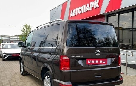 Volkswagen Caravelle T6 рестайлинг, 2015 год, 2 979 000 рублей, 6 фотография