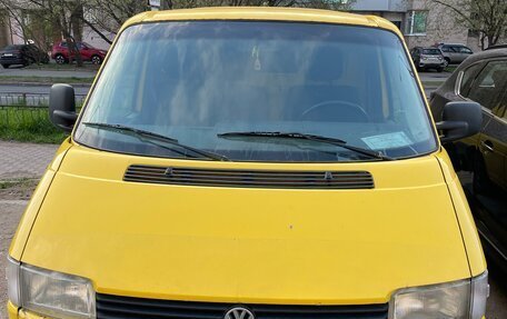 Volkswagen Transporter T4, 2000 год, 850 000 рублей, 1 фотография