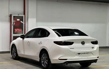Mazda 3, 2021 год, 1 380 000 рублей, 4 фотография