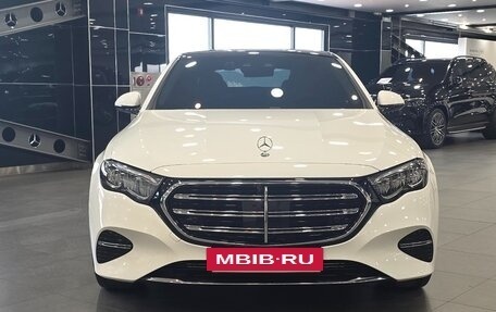 Mercedes-Benz E-Класс, 2024 год, 6 000 000 рублей, 2 фотография