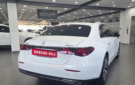 Mercedes-Benz E-Класс, 2024 год, 6 000 000 рублей, 7 фотография