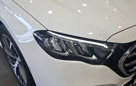 Mercedes-Benz E-Класс, 2024 год, 6 000 000 рублей, 19 фотография