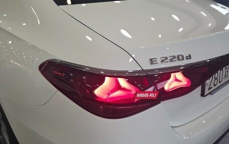 Mercedes-Benz E-Класс, 2024 год, 6 000 000 рублей, 20 фотография