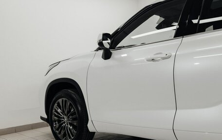 Toyota Highlander, 2026 год, 5 690 000 рублей, 8 фотография